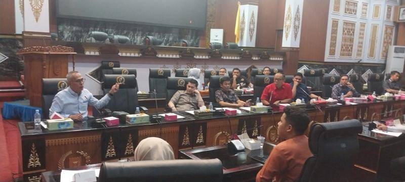 DPRD Kota Pekanbaru Jadi Penjembatan Aspirasi RT/RW Terkait Pemilihan Ketua Lingkungan