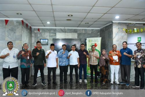Pansus RPJMD Lakukan Penjajakan Awal dengan Bappeda Provinsi Riau Tentang Sinkronisasi Pembangunan Daerah