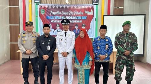 Pelantikan sekaligus Pengambilan Sumpah Jabatan Pejabat Kepala Desa Pangkalan Batang Barat yang Baru