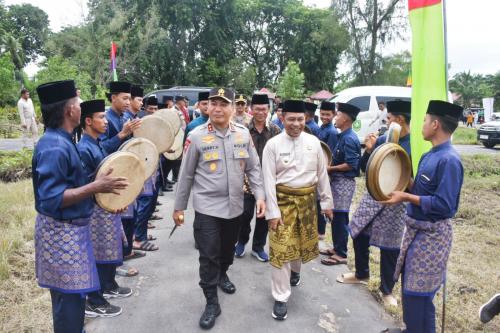 Dampingi Kapolda Riau, Buka Muswil Ke-VI Hima Persis, Wabup Bagus: Mahasiswa adalah Agen Perubahan 